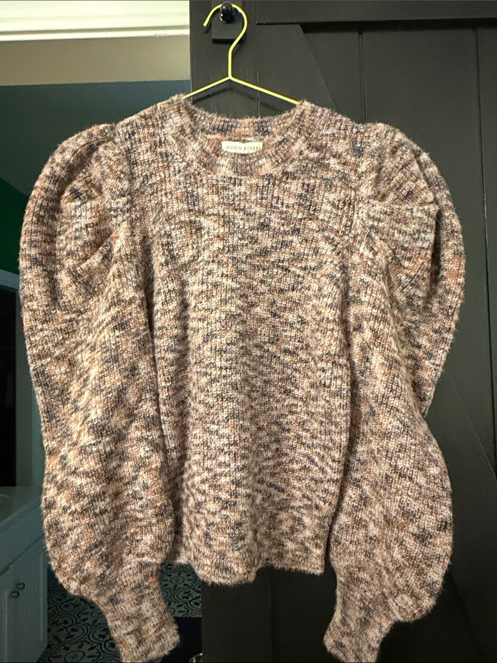 Moon River Multicolor Puff-Sleeve Sweater - Pink Beige